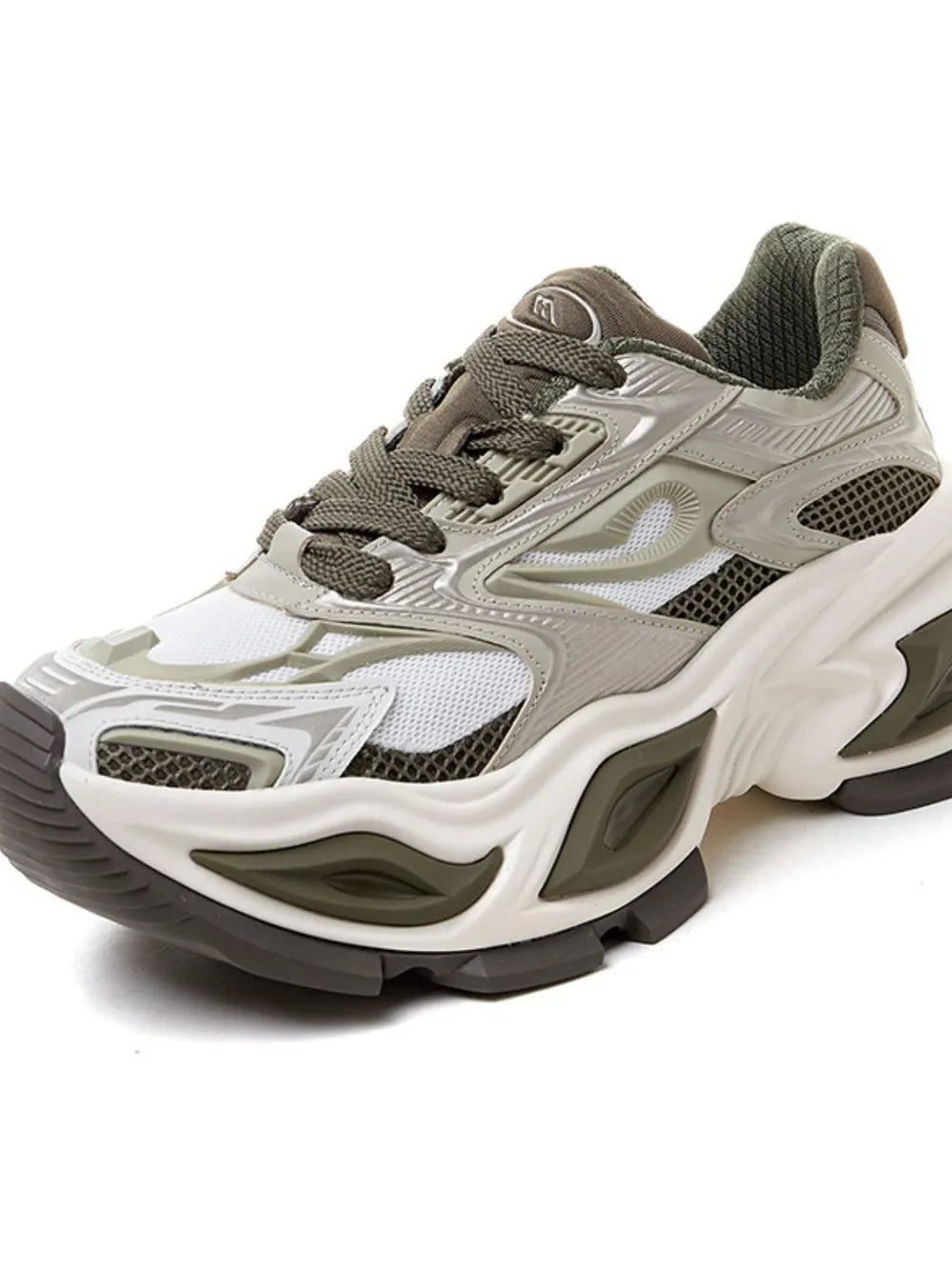 Teniși cu platformă groasă și respirabilă