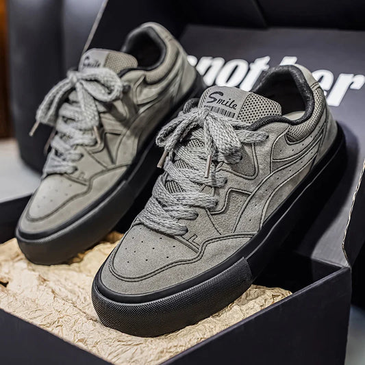 Hot Classic Black Men Canvas Shoes Fashion Lace-up Men's Vulcanized Shoes Breathable Skateboard Canvas Sneakers Man Espadrille