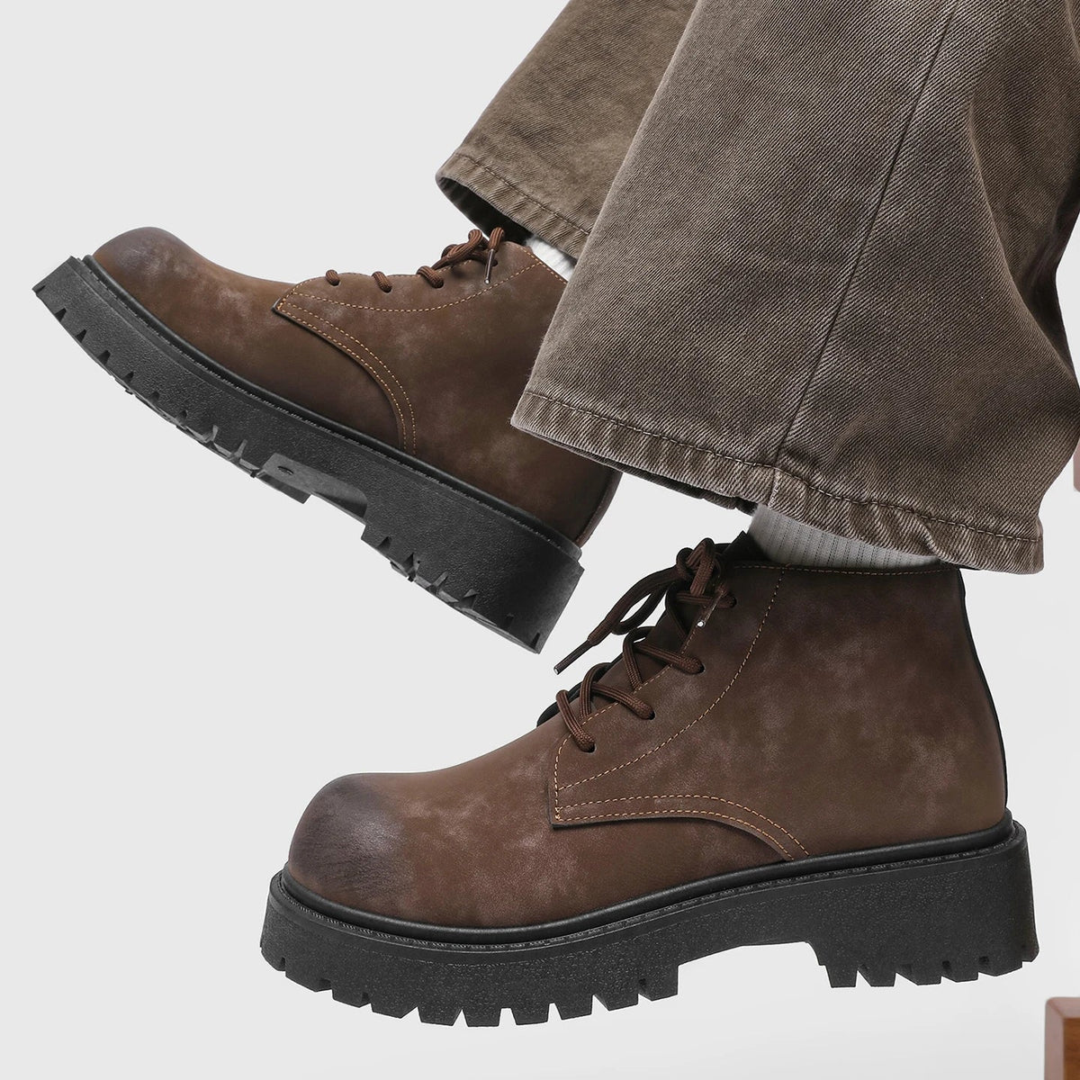 Unisex Height Increasing Leather Boots – Vintage Round Toe Lace - Up Thick Bottom Ankle Shoes for Fall Winter Daily Wear - 𝐃𝐔𝐕𝐋𝐀𝐒𝐇𝐎𝐏